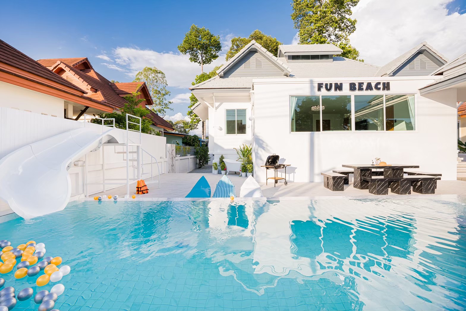 Fun Beach PoolVilla Bangsaray