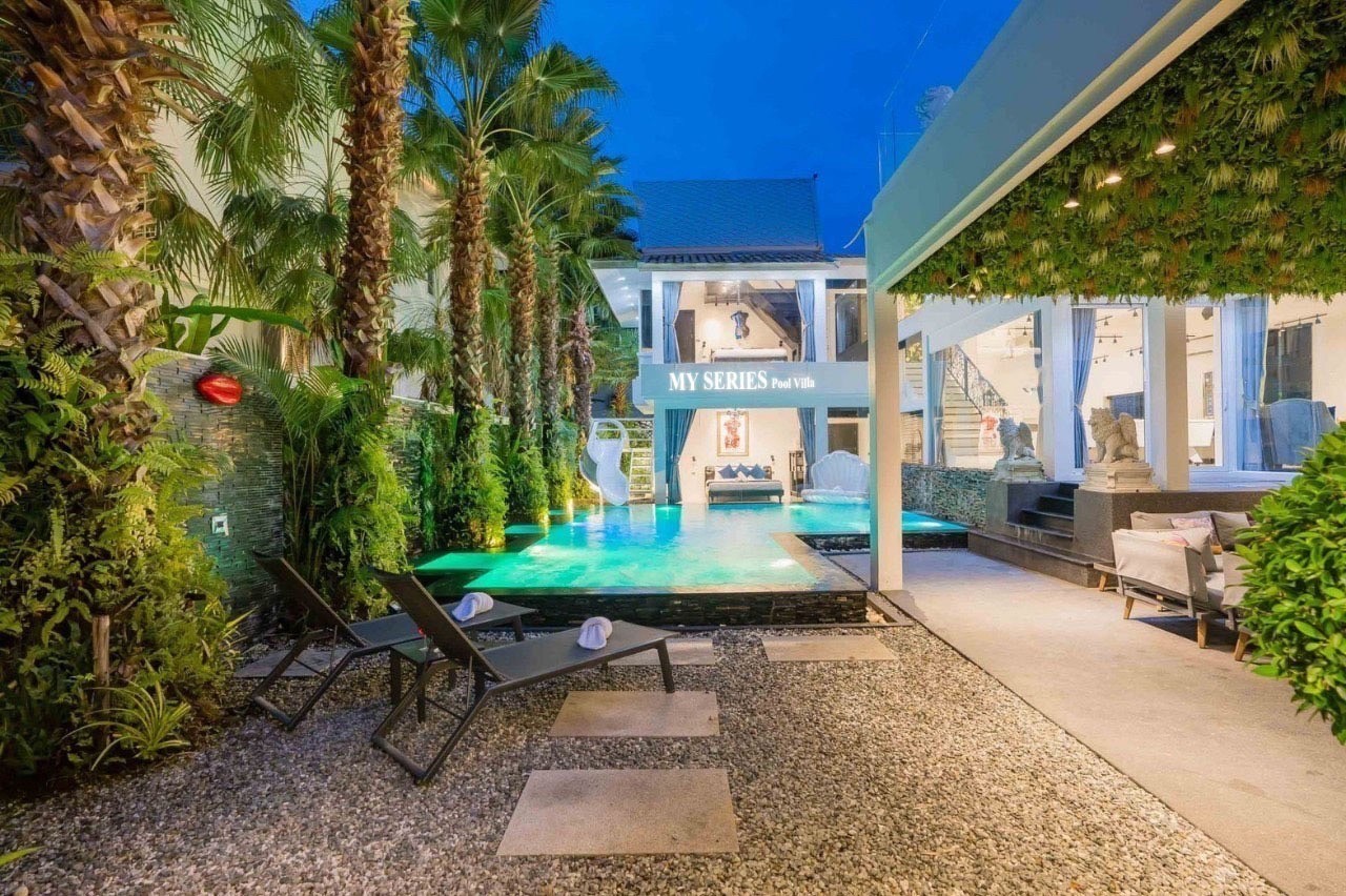 Pool Villa Pattaya Thailand